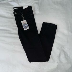 ZARA | Love Your Curves Black Skinny Jeans